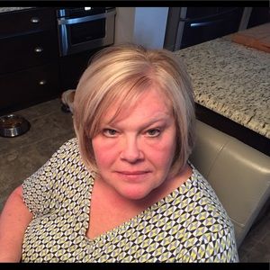 Meet your Posher, Linda